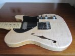 Telecaster Thinline Bakelite Maple Top